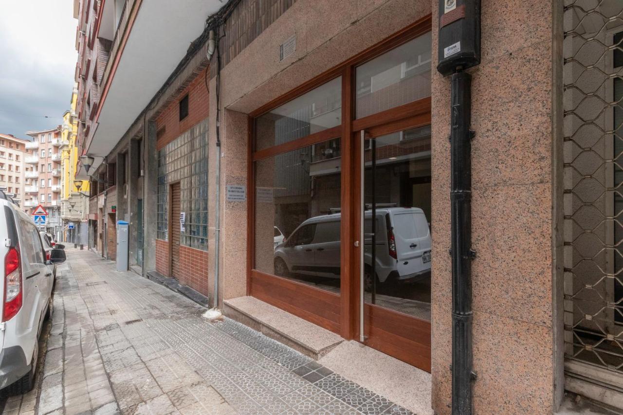 New! Lovely 4-Bedroom Loft In Bilbau Exterior foto